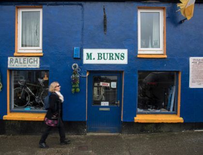 pura gimenez mujer etheria turismo irlanda