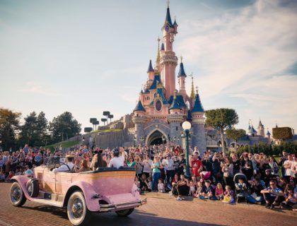 castillo disneyland, viaje familia disneyland, viajes familias paris
