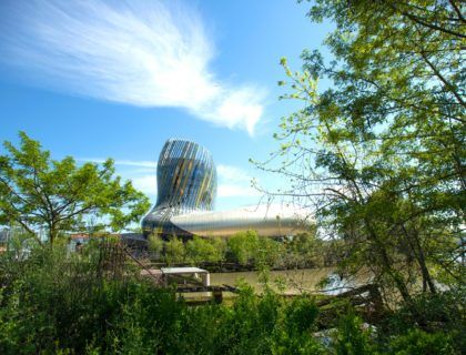 ciudad del vino de burdeos, que hacer en la ciudad del vino, familias en la ciudad del vino de burdeos