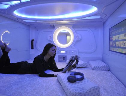 Optimi Rooms, hotel capsula de Espana, hotel original en bilbao, planes bilbao con amigas