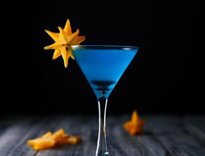 coctel azul moderno