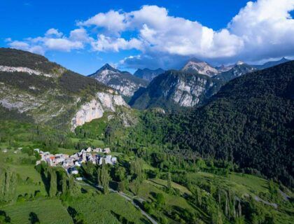 Vista de La Comuna y Serveto.