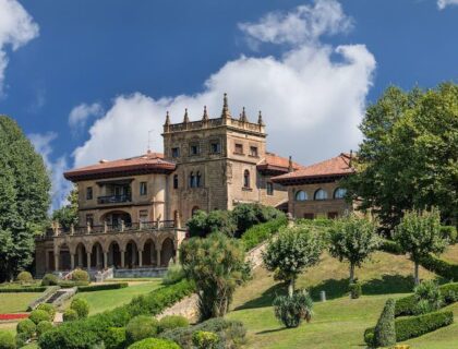 Palacio de Lezama Leguizamón.