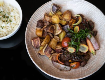 Lomo "saltado", plato tradicional de la cocina peruana.